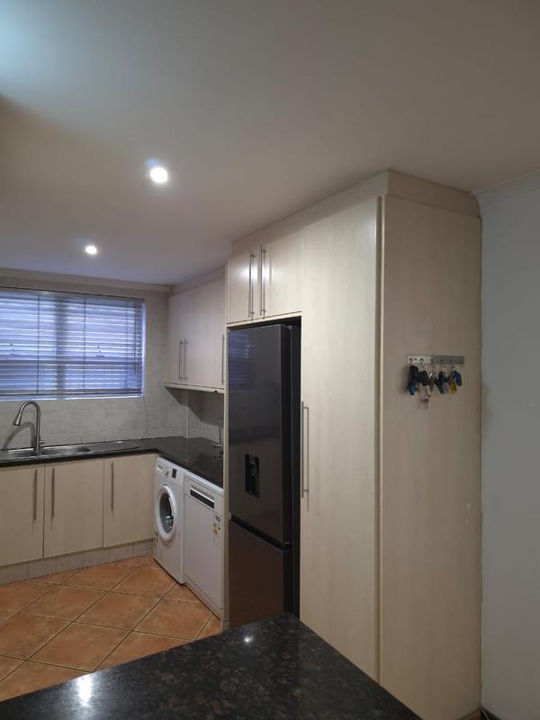 To Let 4 Bedroom Property for Rent in Churchill Estate Western Cape